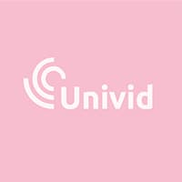 How to build a green screen studio - 5 things you need | Univid
